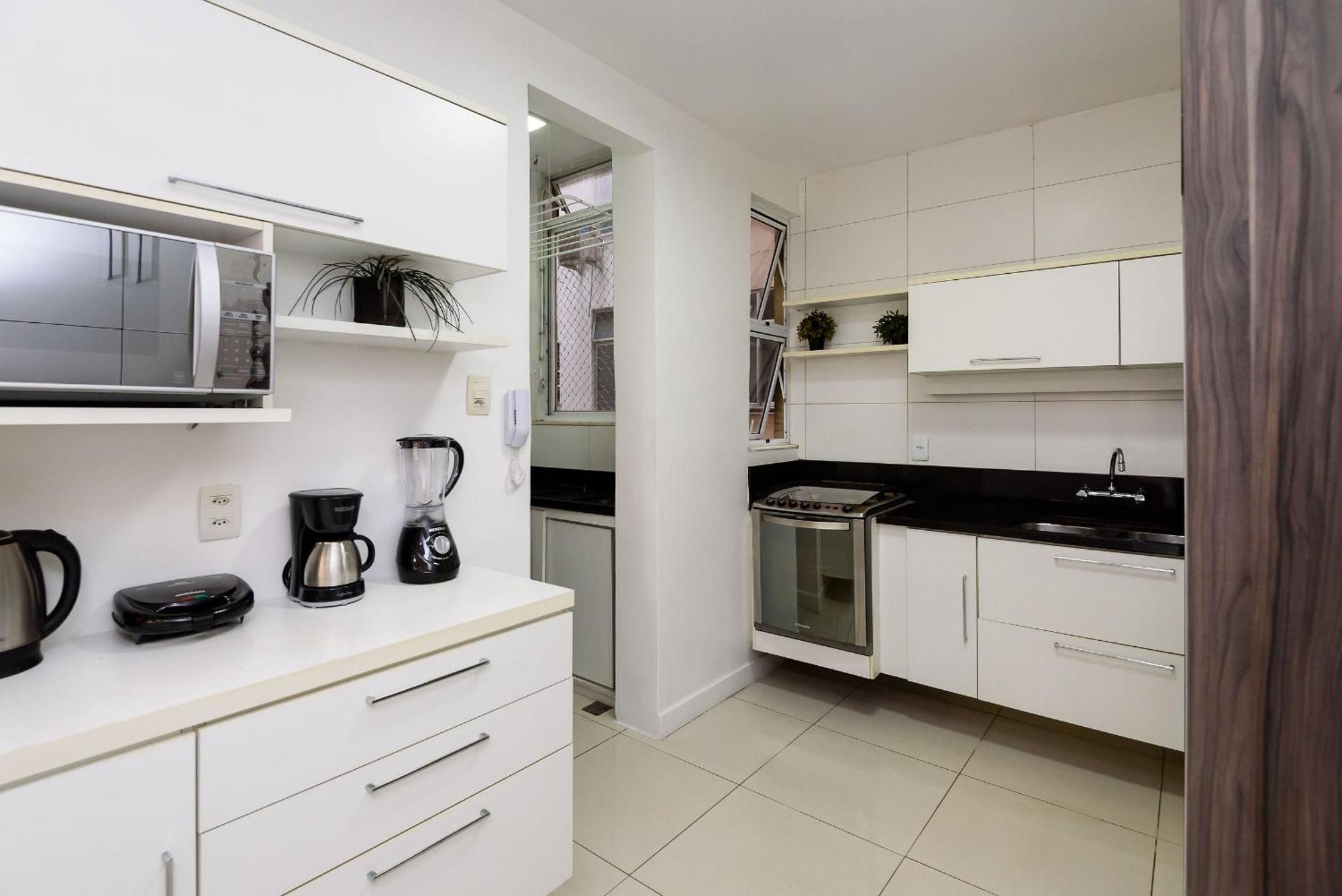 Apartamento 3qtos A 240m Da De Copacabana | Rp 186/301 *