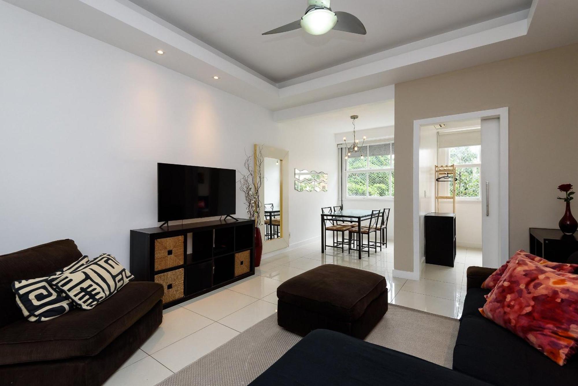 3qtos A 240m Da De Copacabana | Rp 186/301 Apartamento